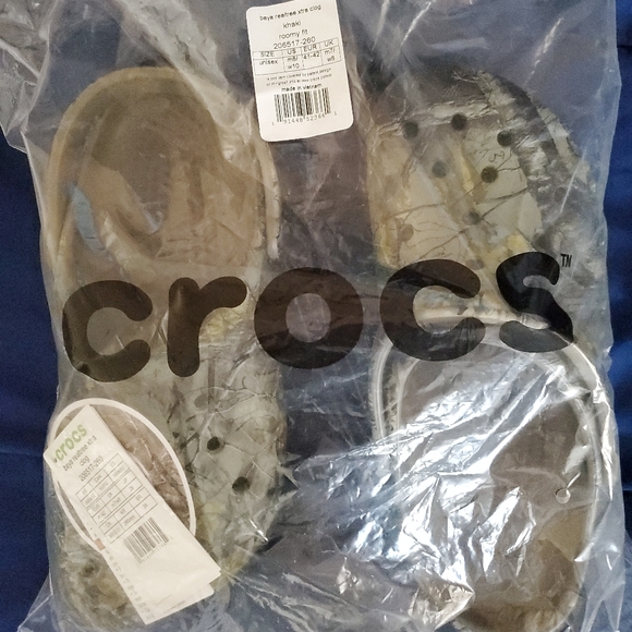 Clogs - Picture 2 of 3